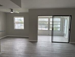 22333 Edgewater Dr, Unit B4 in Port Charlotte, FL - Building Photo - Building Photo