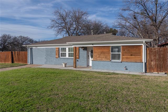 8608 Gibbs Dr in White Settlement, TX - Building Photo - Building Photo