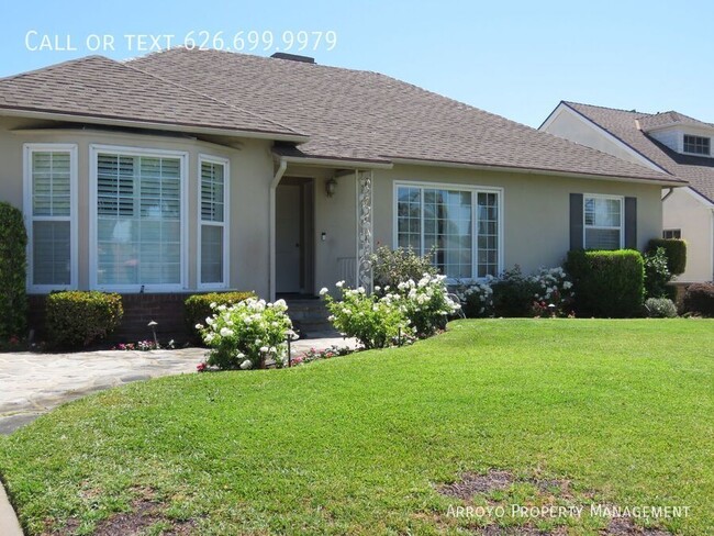 property at 1212 N Story Pl