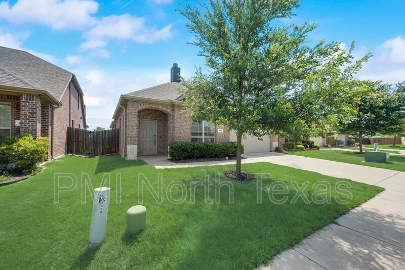 509 Hideaway Rd in McKinney, TX - Building Photo