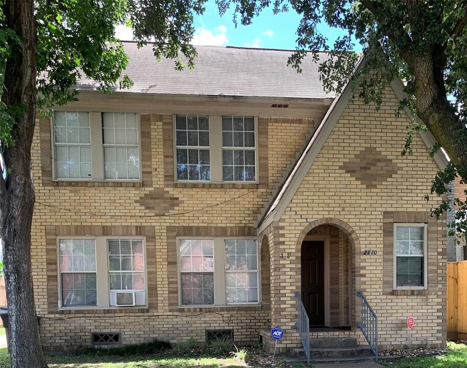 2112 Berry St in Houston, TX - Building Photo