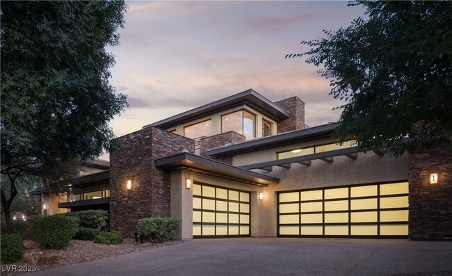 property at 17 Soaring Bird Ct