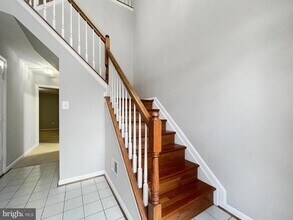 2473 Sugar Mill Way in Herndon, VA - Building Photo - Building Photo