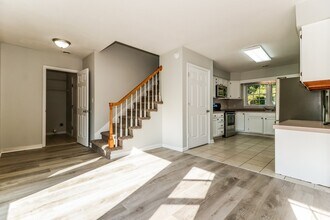 213 Berkshire Dr in Myrtle Beach, SC - Foto de edificio - Building Photo