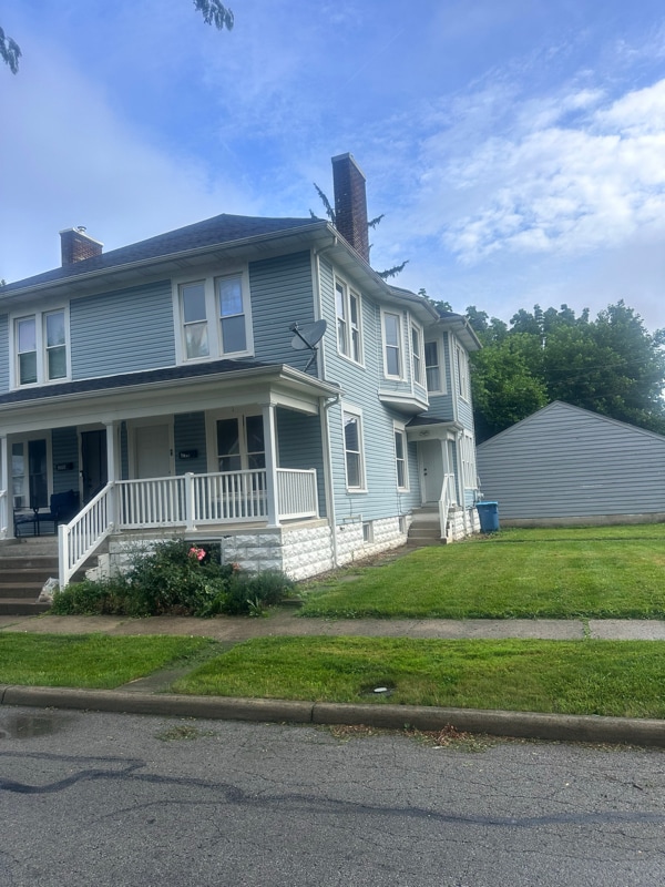 210 E Dallas St in Sidney, OH - Foto de edificio - Building Photo
