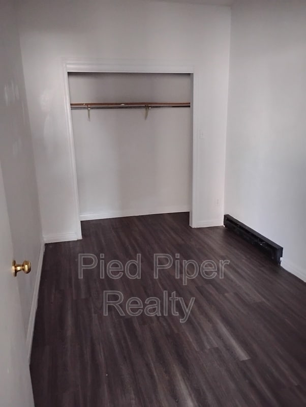 property at 302 N Broad St