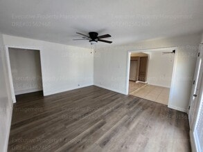420 Larry St in Bakersfield, CA - Building Photo - Building Photo