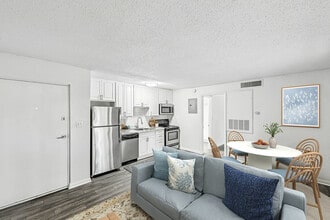 Liv at Winter Park Apartment Homes in Winter Park, FL - Building Photo - Building Photo