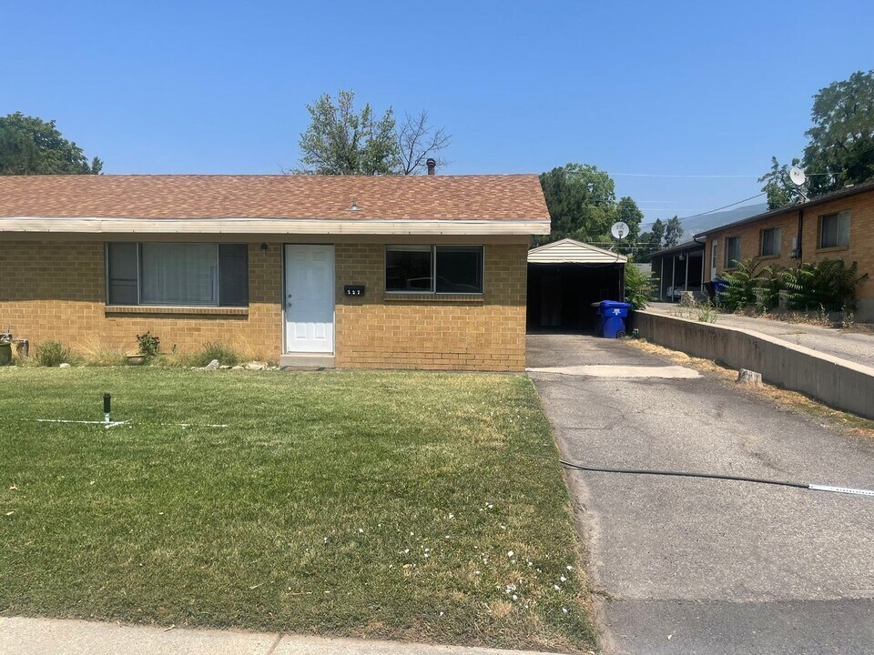 225 E 200 S in Bountiful, UT - Building Photo