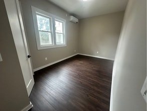 20-28 Otis St in Manchester, CT - Building Photo - Building Photo