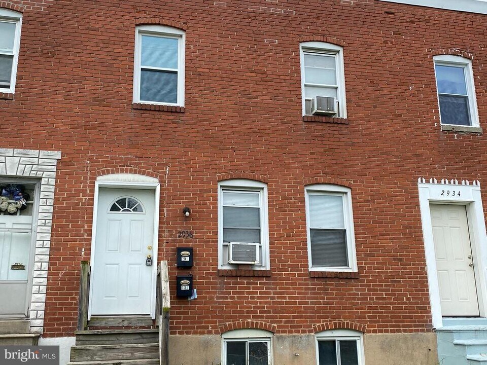 2936 Yorkway in Dundalk, MD - Building Photo