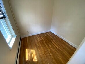 712 Commonwealth Ave in Boston, MA - Building Photo - Building Photo
