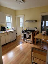 34 Sunset Rd, Unit 2 in Somerville, MA - Building Photo