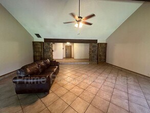 7742 S 72nd E Pl in Tulsa, OK - Building Photo - Building Photo