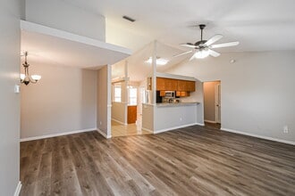 2204 Francis Lewis Ct in Orange Park, FL - Building Photo - Building Photo