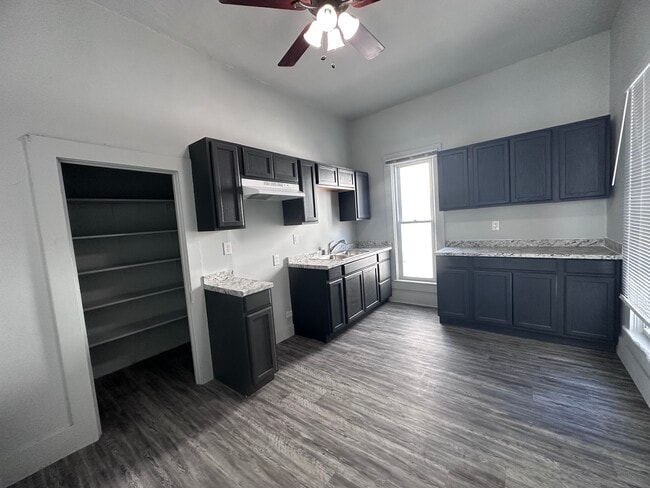 607 E Penn St in Hoopeston, IL - Building Photo - Building Photo