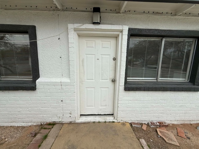 460 E Delano St in Tucson, AZ - Foto de edificio - Building Photo