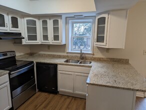 485 Woodview Dr in Lexington, KY - Building Photo - Building Photo