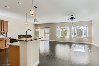 2517 Willow Wren Dr in North Las Vegas, NV - Building Photo - Building Photo