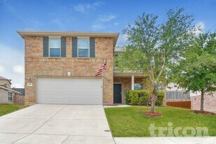 528 Shell St in Cedar Hill, TX - Building Photo