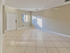 4942 SW 66th Terrace in Davie, FL - Building Photo - Building Photo