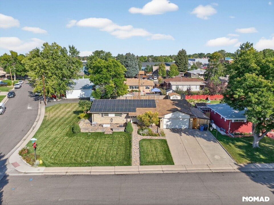 2126 S Golden Ct in Denver, CO - Building Photo