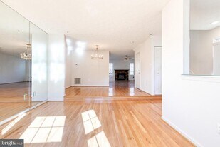 7261 S Ora Ct in Greenbelt, MD - Building Photo