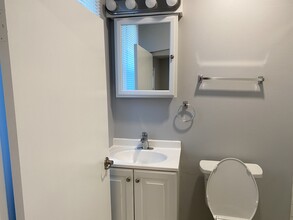 565 pennington ave, Unit UNIT 2 in Havre De Grace, MD - Foto de edificio - Building Photo