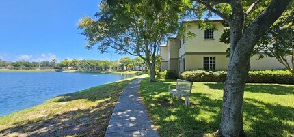 2014 Marsh Harbor Dr in Riviera Beach, FL - Building Photo - Building Photo