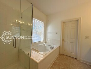 5017 Craftsman Ridge Dr in Stallings, NC - Building Photo - Building Photo