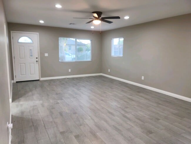 416 Bill Ave in Bakersfield, CA - Building Photo - Building Photo