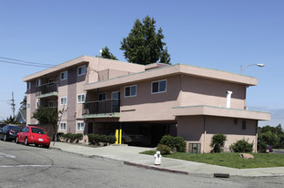 1323 Macarthur Blvd Apartments