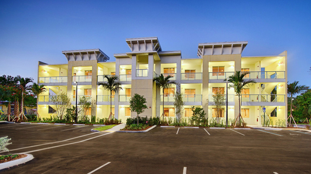 La Vida Apartments in Boca Raton, FL - Foto de edificio