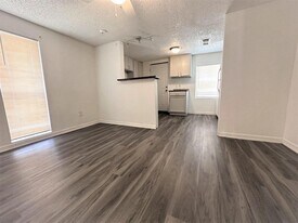 3214 Hutchins St in Houston, TX - Building Photo