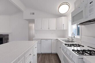 149 1st Ave in Pacifica, CA - Building Photo - Building Photo