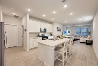 16858 Pandora Wy in Porter, TX - Building Photo - Building Photo