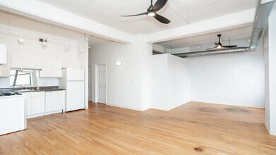 1846 S Loomis St in Chicago, IL - Building Photo - Building Photo