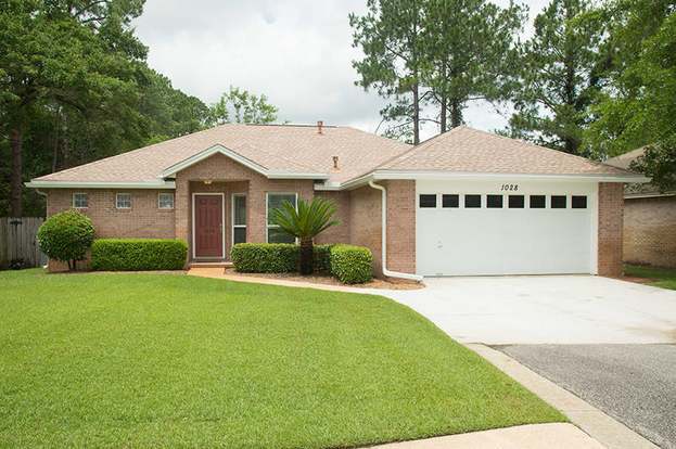 1028 Arthur Ashe Ct in Fort Walton Beach, FL - Building Photo - Building Photo