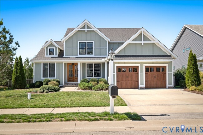 property at 3718 Graythorne Dr