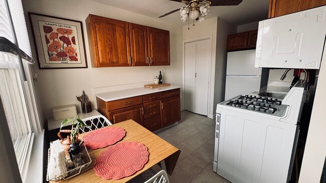 2353 2nd St in Easton, PA - Building Photo - Building Photo