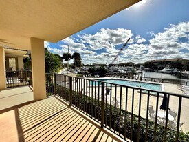 1501 Marina Isle Way, Unit 205 in Jupiter, FL - Building Photo