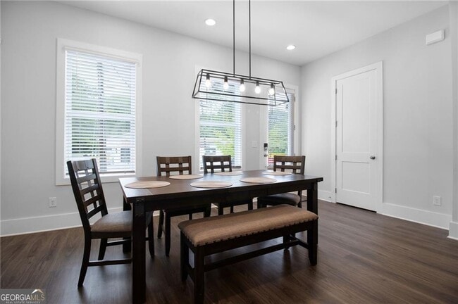 2443 Sycamore Rd NW in Atlanta, GA - Building Photo - Building Photo