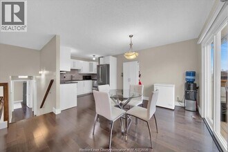 9940 Forest Glade Ct in Windsor, ON - Building Photo - Building Photo