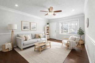 2166 Park Ter, Unit 7 in Atlanta, GA - Building Photo