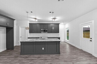 4675 Bellfort Ave in Houston, TX - Building Photo - Building Photo