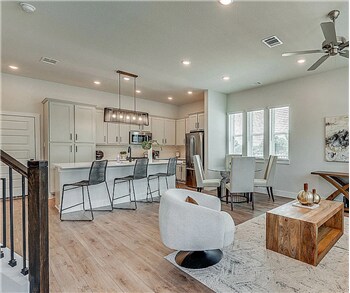 504 E 2nd St in Arlington, TX - Building Photo