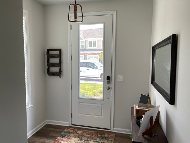 9236 St. Charles Cir in Richmond, VA - Building Photo - Building Photo