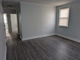 7240 Gillespie St, Unit 1 FL in Philadelphia, PA - Building Photo