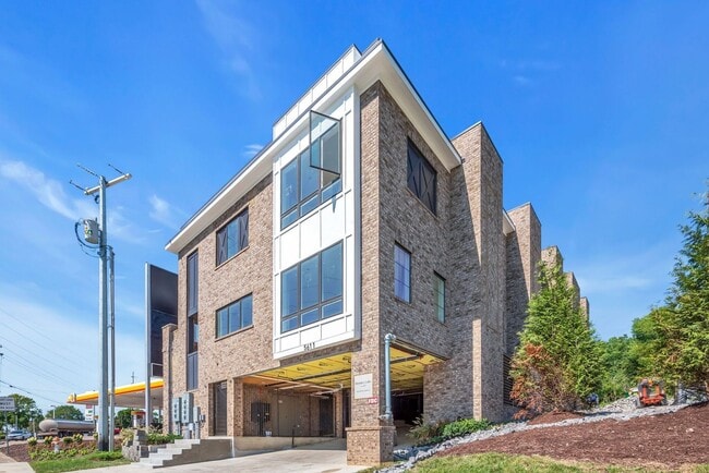 property at 5611 Franklin Pike