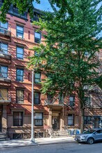 514 E 82nd St in New York, NY - Building Photo - Building Photo